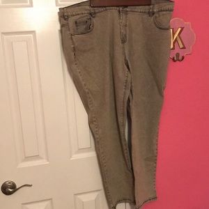 Diane Gillman grey colored jeans